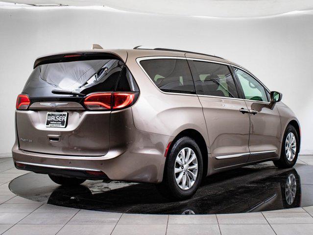 used 2018 Chrysler Pacifica car, priced at $15,698