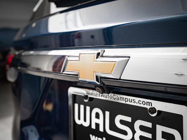 used 2023 Chevrolet Traverse car, priced at $25,798