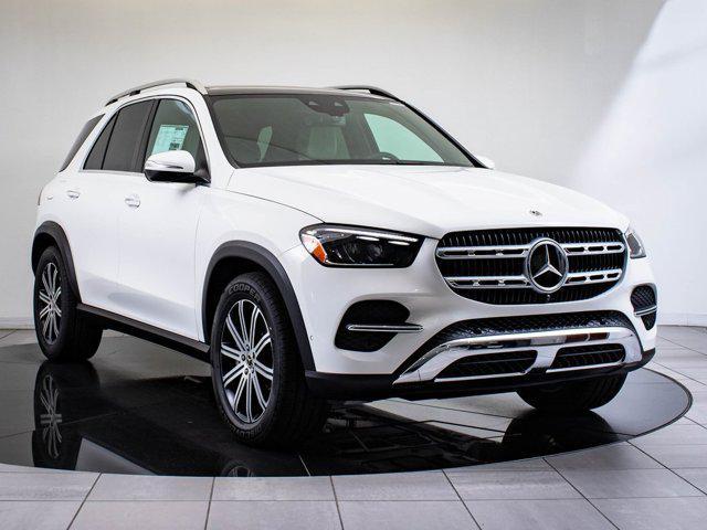 new 2025 Mercedes-Benz GLE 450 car, priced at $71,717