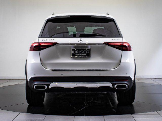 new 2025 Mercedes-Benz GLE 450 car, priced at $71,717