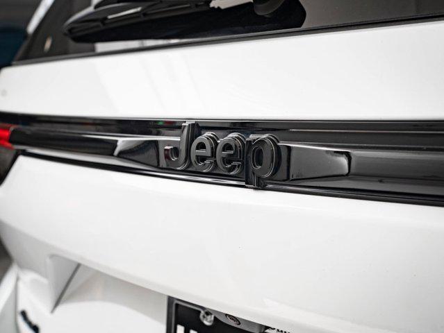 used 2023 Jeep Grand Cherokee car, priced at $35,398