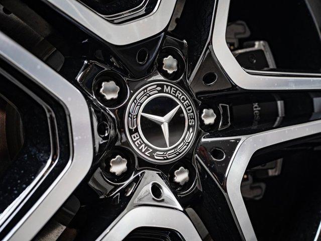 new 2025 Mercedes-Benz GLS 450 car, priced at $92,998