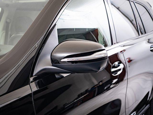 new 2025 Mercedes-Benz GLS 450 car, priced at $92,998