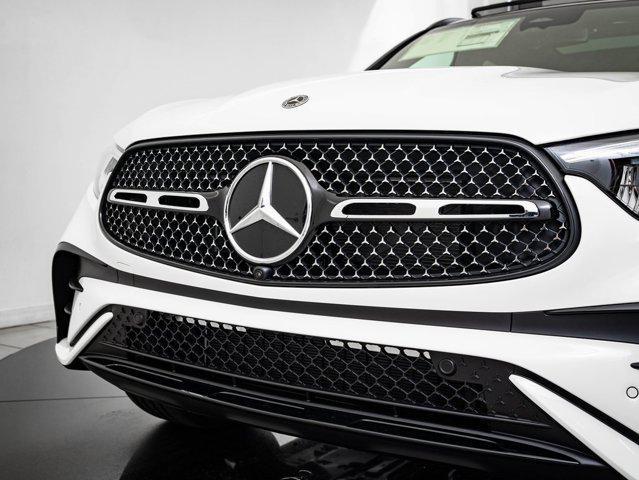 new 2025 Mercedes-Benz GLC 300 car, priced at $57,998