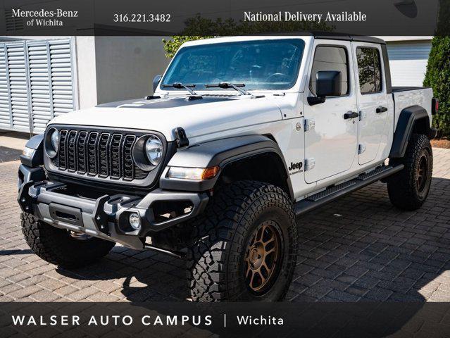 used 2020 Jeep Gladiator car, priced at $27,998