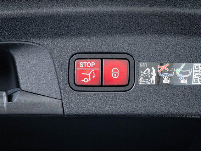 new 2026 Mercedes-Benz GLE 450 car, priced at $79,998