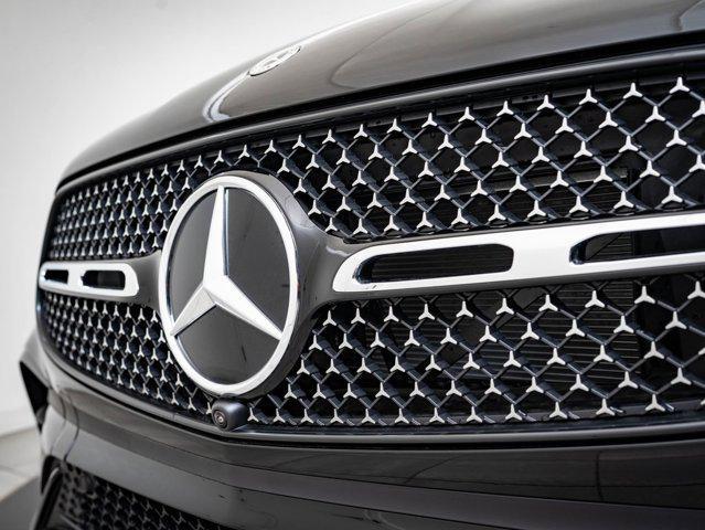 new 2025 Mercedes-Benz GLC 300 car, priced at $59,998