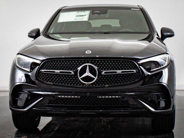 new 2025 Mercedes-Benz GLC 300 car, priced at $59,998