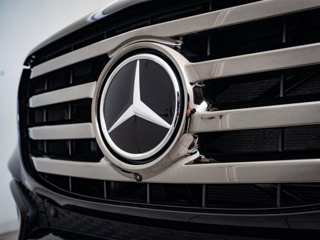 new 2025 Mercedes-Benz GLS 450 car, priced at $90,998