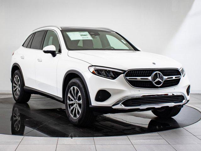 new 2025 Mercedes-Benz GLC 300 car, priced at $49,498