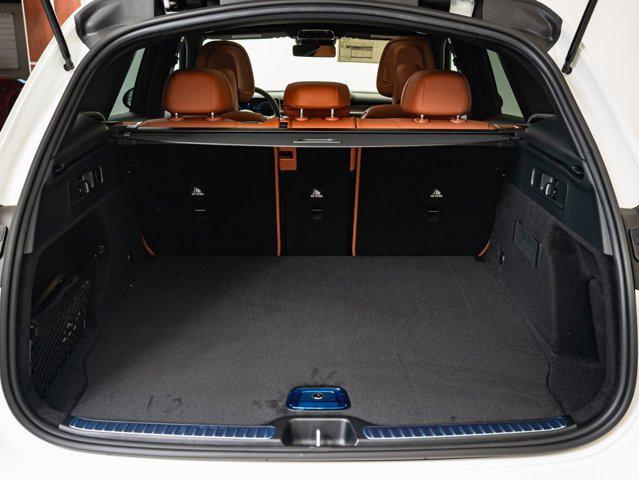 new 2025 Mercedes-Benz GLC 300 car, priced at $49,498