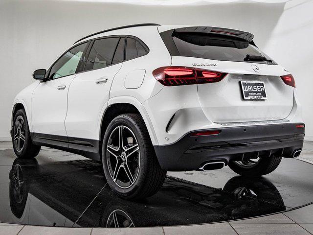 new 2024 Mercedes-Benz GLA 250 car, priced at $43,998