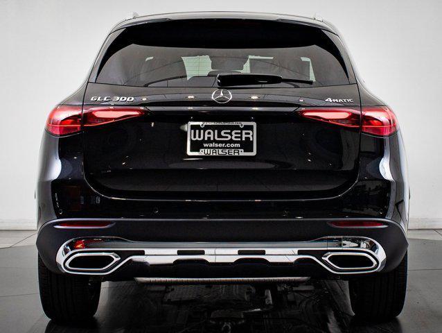 new 2025 Mercedes-Benz GLC 300 car, priced at $56,998
