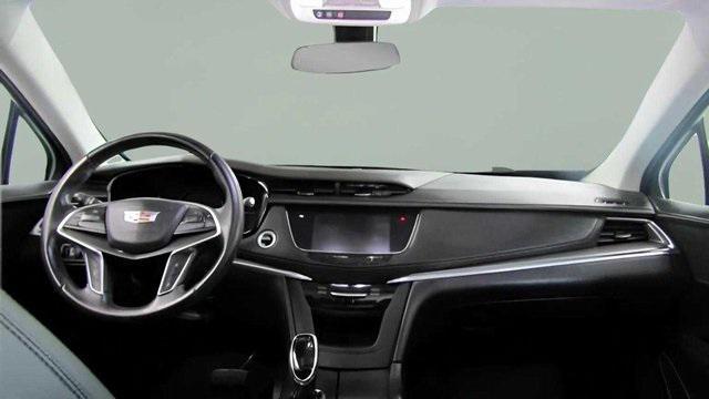 used 2017 Cadillac XT5 car, priced at $14,000