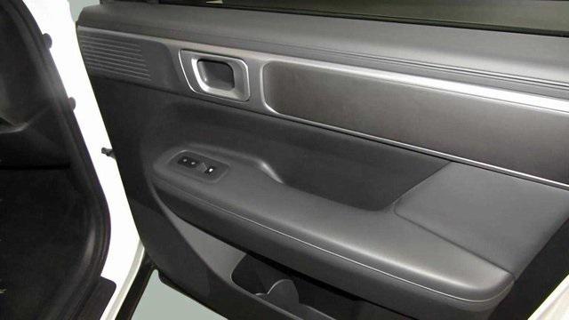 used 2024 Hyundai Santa Fe car, priced at $32,500