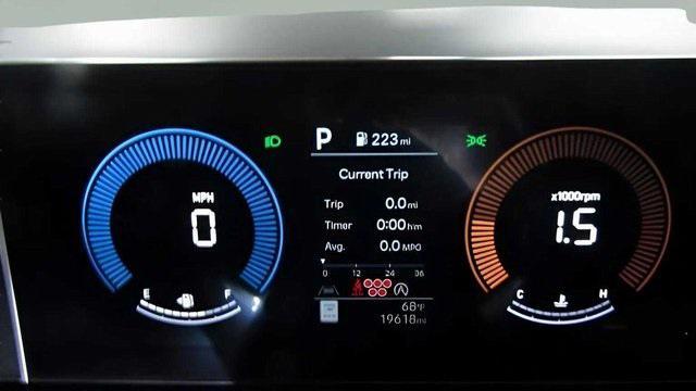 used 2024 Hyundai Santa Fe car, priced at $32,500