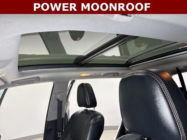 used 2018 Toyota Highlander car, priced at $28,999