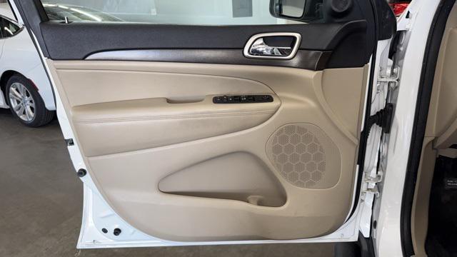 used 2017 Jeep Grand Cherokee car, priced at $17,927