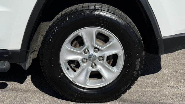 used 2017 Jeep Grand Cherokee car, priced at $17,927