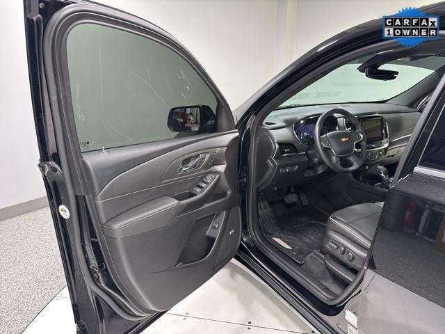 used 2023 Chevrolet Traverse car, priced at $38,883