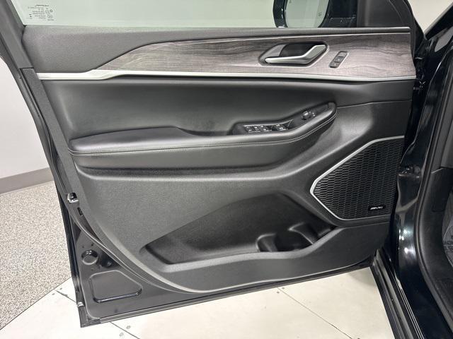 used 2023 Jeep Grand Cherokee 4xe car, priced at $28,880