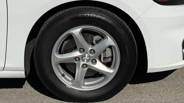used 2018 Chevrolet Malibu car, priced at $17,476