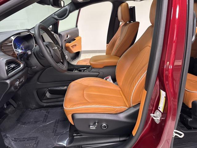 used 2023 Chrysler Pacifica car, priced at $40,293