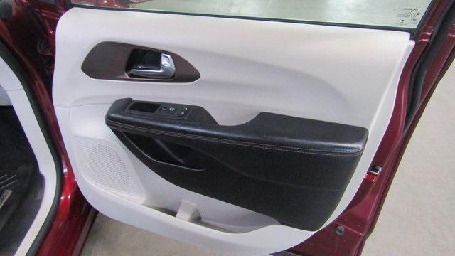 used 2019 Chrysler Pacifica car, priced at $15,980
