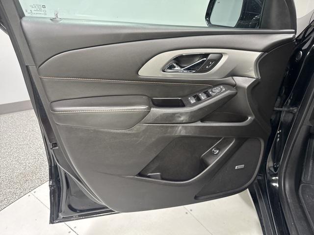 used 2019 Chevrolet Traverse car, priced at $23,669