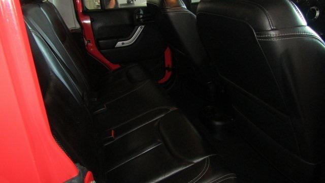 used 2013 Jeep Wrangler Unlimited car, priced at $15,000