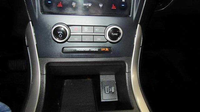 used 2023 Ford Edge car, priced at $22,000