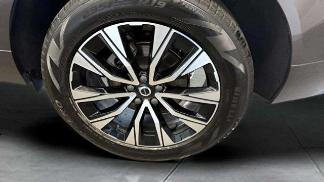 used 2025 Volvo XC60 car, priced at $35,879