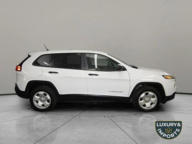 used 2016 Jeep Cherokee car, priced at $13,990