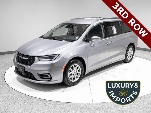 used 2021 Chrysler Pacifica car, priced at $17,962