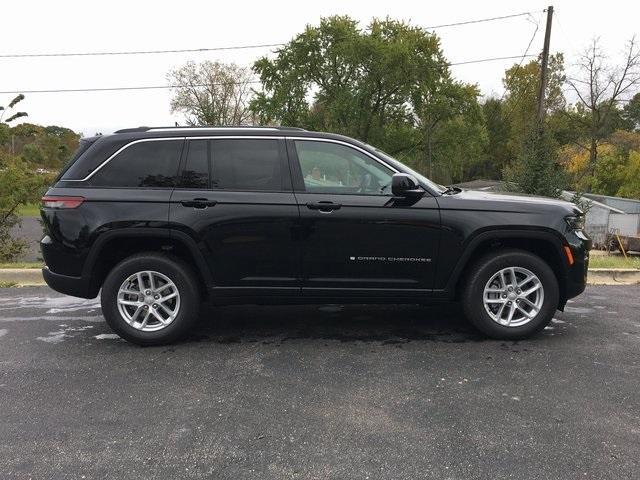 new 2024 Jeep Grand Cherokee car, priced at $37,538