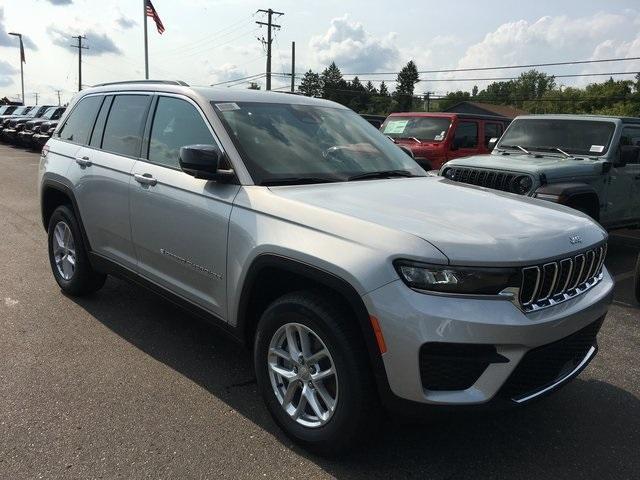 new 2024 Jeep Grand Cherokee car, priced at $36,861