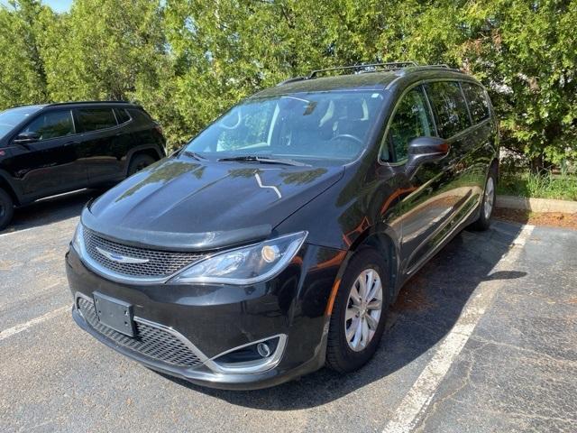 used 2019 Chrysler Pacifica car, priced at $19,095