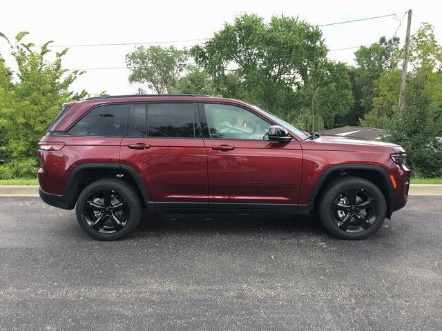 new 2024 Jeep Grand Cherokee car, priced at $40,416