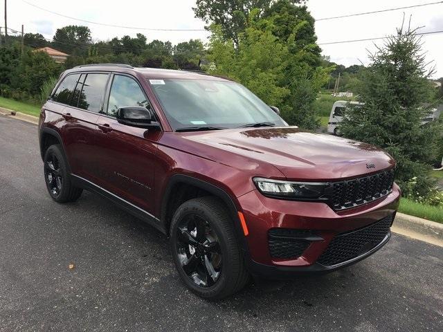 new 2024 Jeep Grand Cherokee car, priced at $40,416