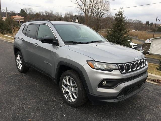 new 2024 Jeep Compass car, priced at $30,950