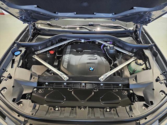 new 2026 BMW X7 car, priced at $94,853