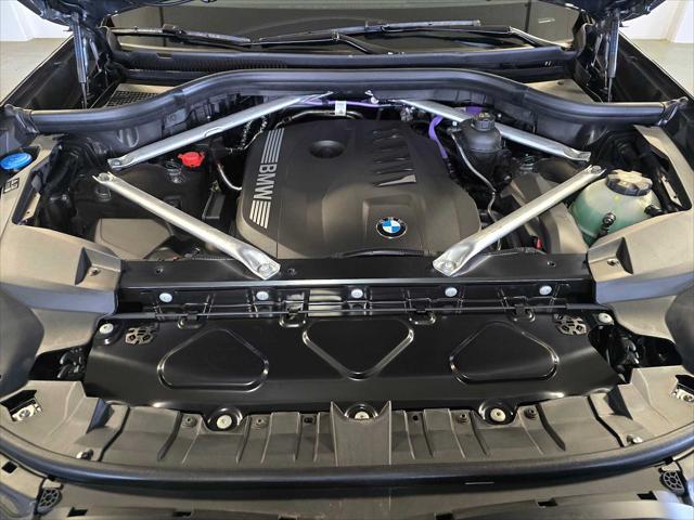 new 2026 BMW X7 car, priced at $100,354