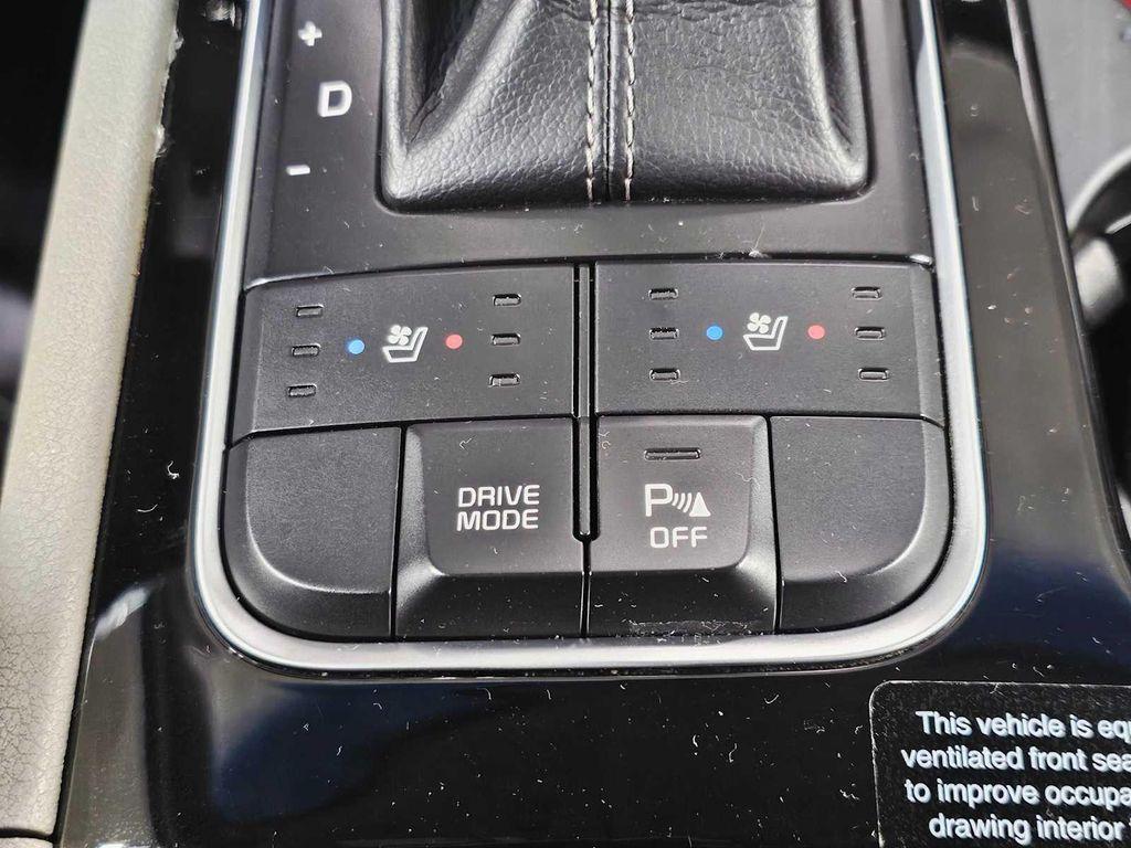 used 2015 Kia Sedona car, priced at $9,999