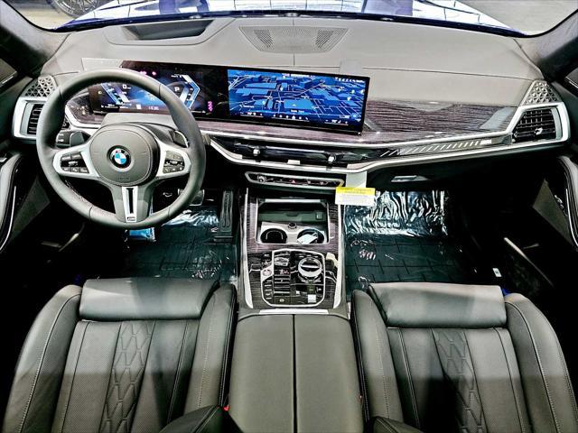 new 2025 BMW X7 car, priced at $120,585