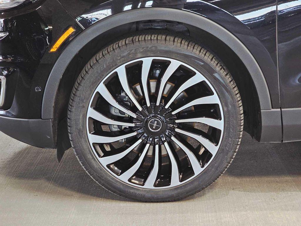 used 2019 Lincoln Nautilus car, priced at $27,999