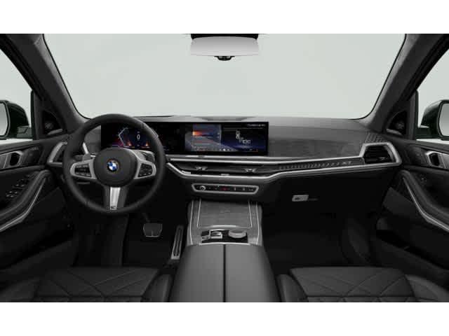 new 2026 BMW X7 car, priced at $100,865