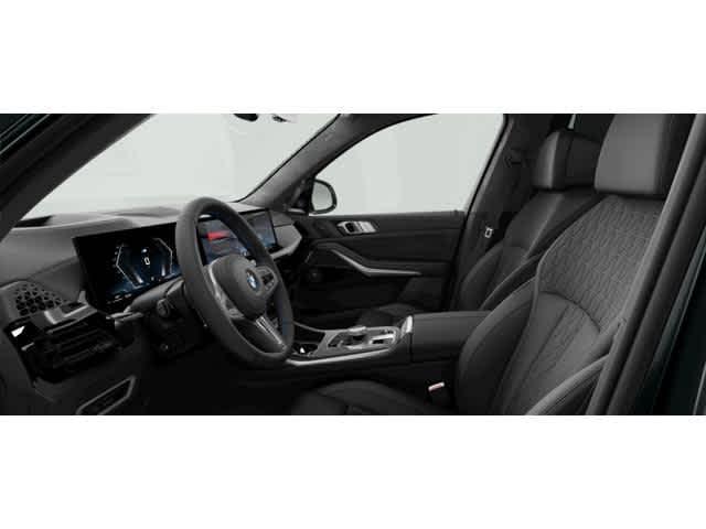 new 2026 BMW X7 car, priced at $122,079