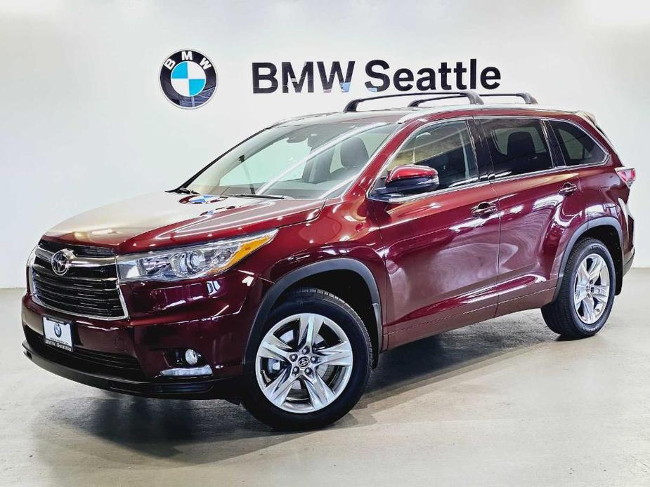 used 2016 Toyota Highlander car, priced at $24,999