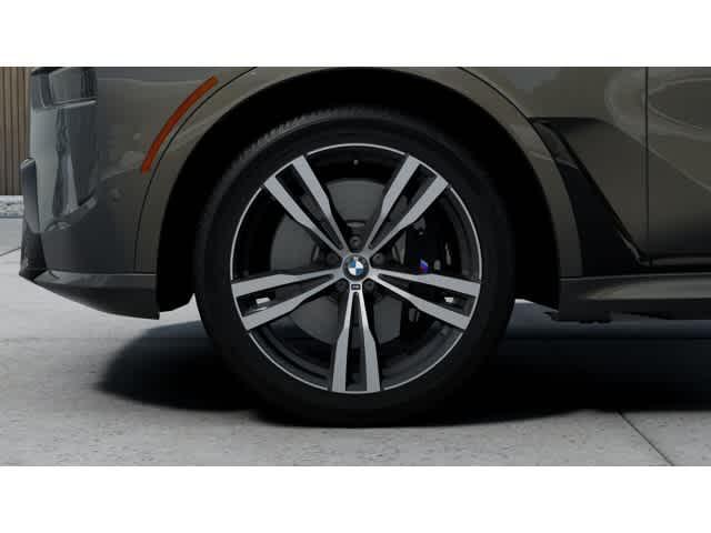 new 2026 BMW X7 car, priced at $103,104