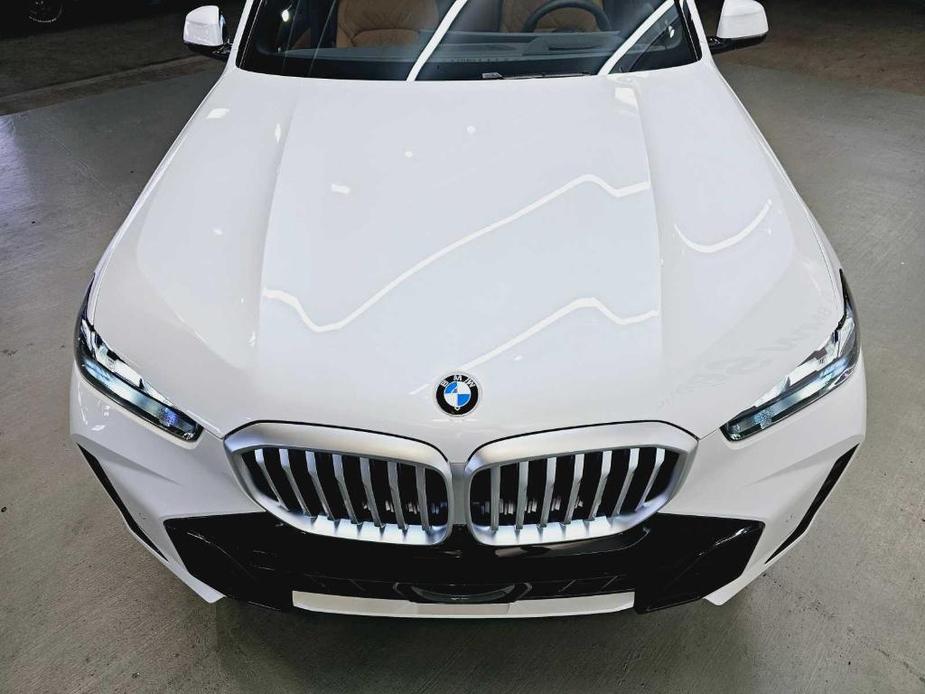 new 2025 BMW X5 car, priced at $81,290